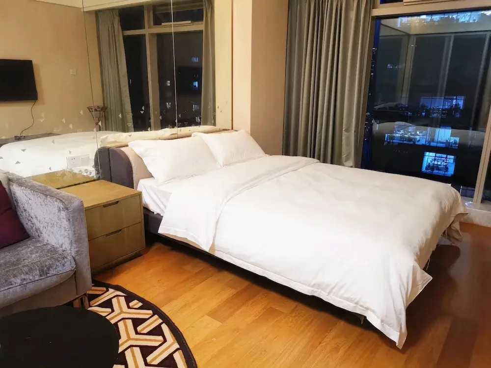 EFC Qingchengli Loft Apartment