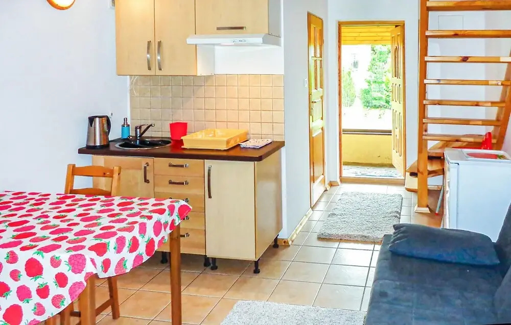 1 Bedroom Gorgeous Home In Choczewo