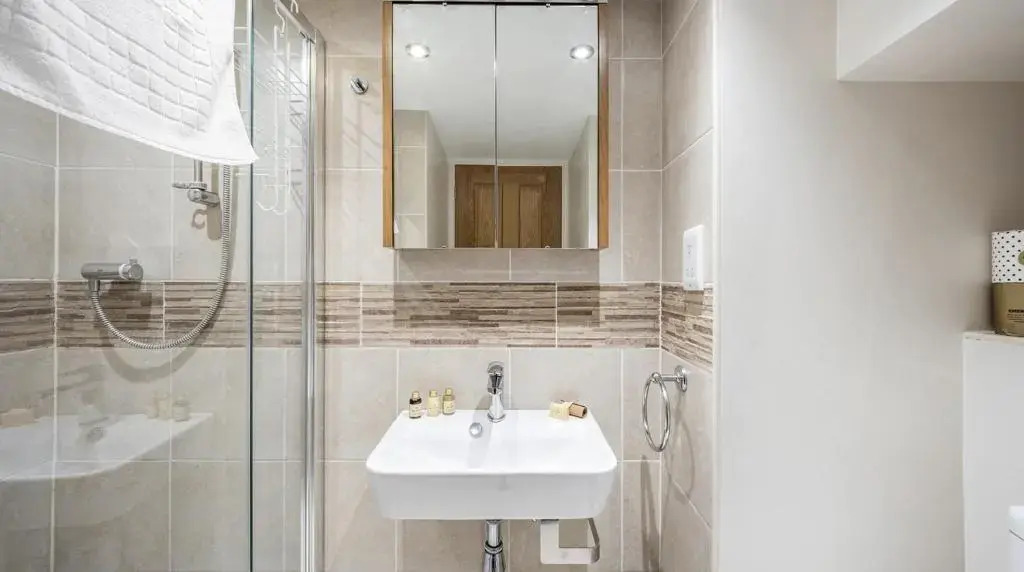 Stunning Barn Conversion with HOT TUB and ALPACAS - Ty Cerrig Barn