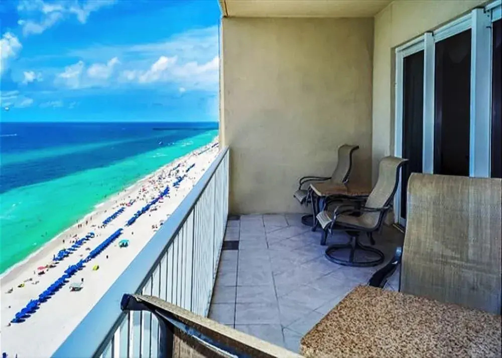 Grandview East 1402 89914 by RedAwning