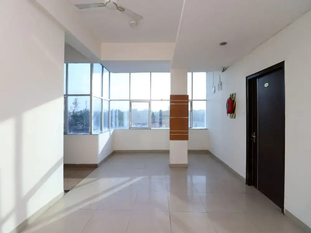 OYO 6137 Hotel Star