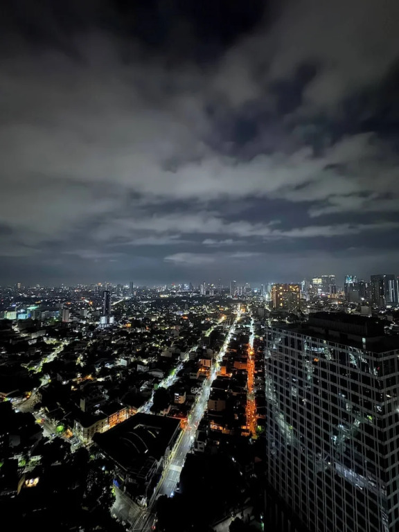 Stunning 42nd Floor Apt With Netflix