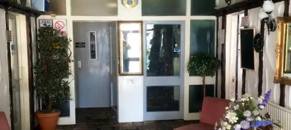 White Lodge In
