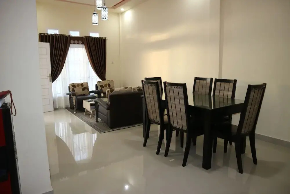 Mahkota Family Homestay