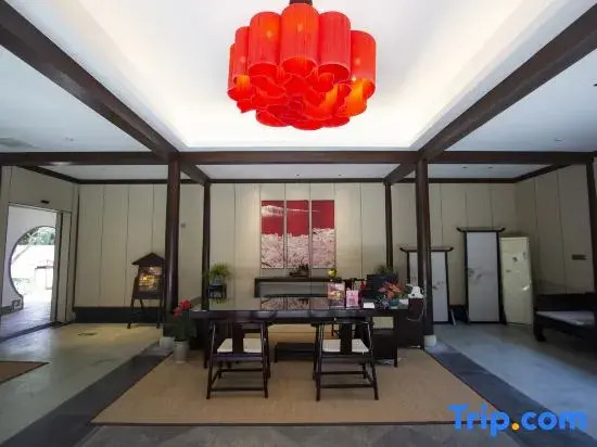 Huashentang Homestay