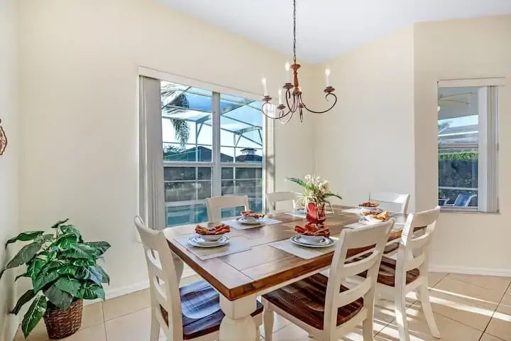 Disney - Large 5 Bedroom Gated Mediterranean Home, Davenport, US