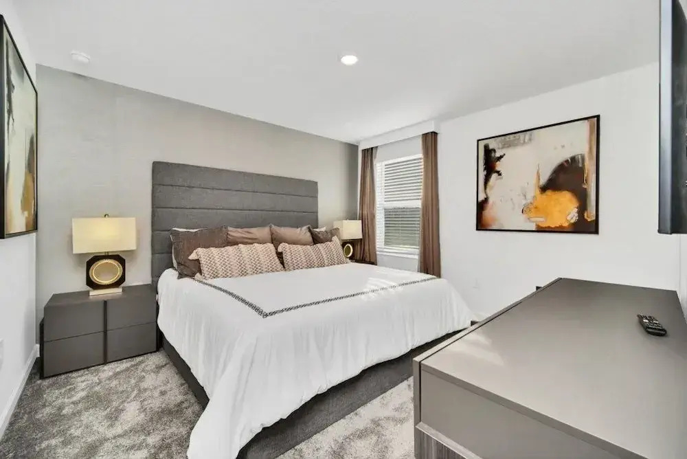 2900penolpe 9 Bedroom Home