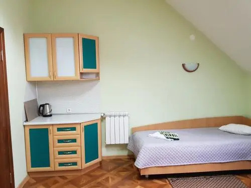 Отель Вояж