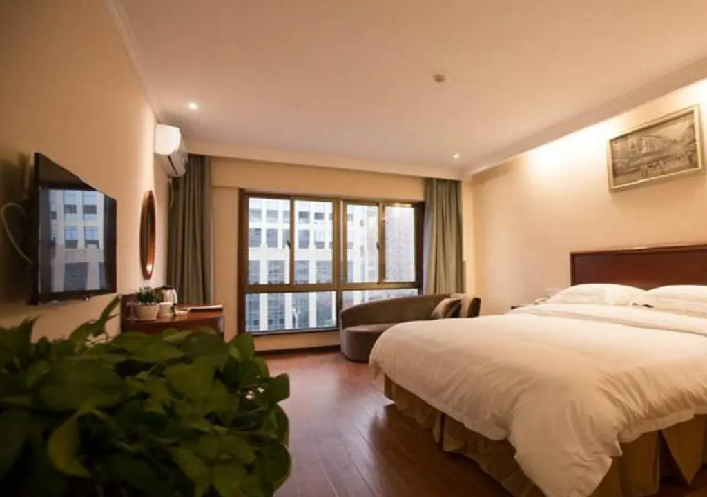 GreenTree Inn ChiZhou QinGYAng Miaoqian Road Rongxing Building Business Hotel