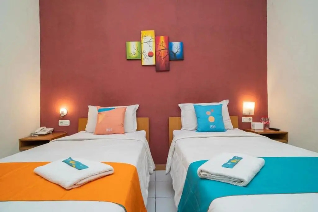 Sans Hotel FiFFa Pisang Kipas Malang