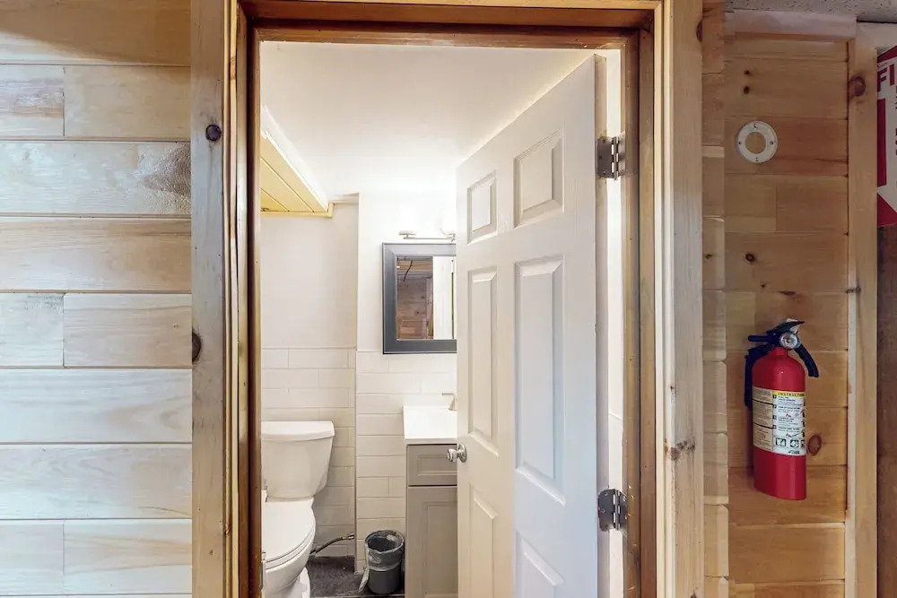 Spacious Lakefront Home w/ Private Hot Tub