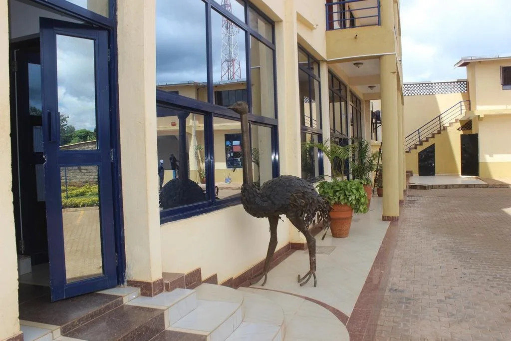 Meru Paramount Hotel
