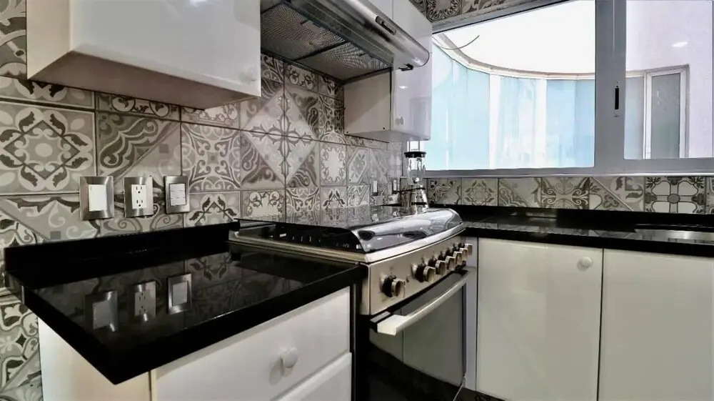 Large and Comfortable Apartment in Napoles Area Neighborhood