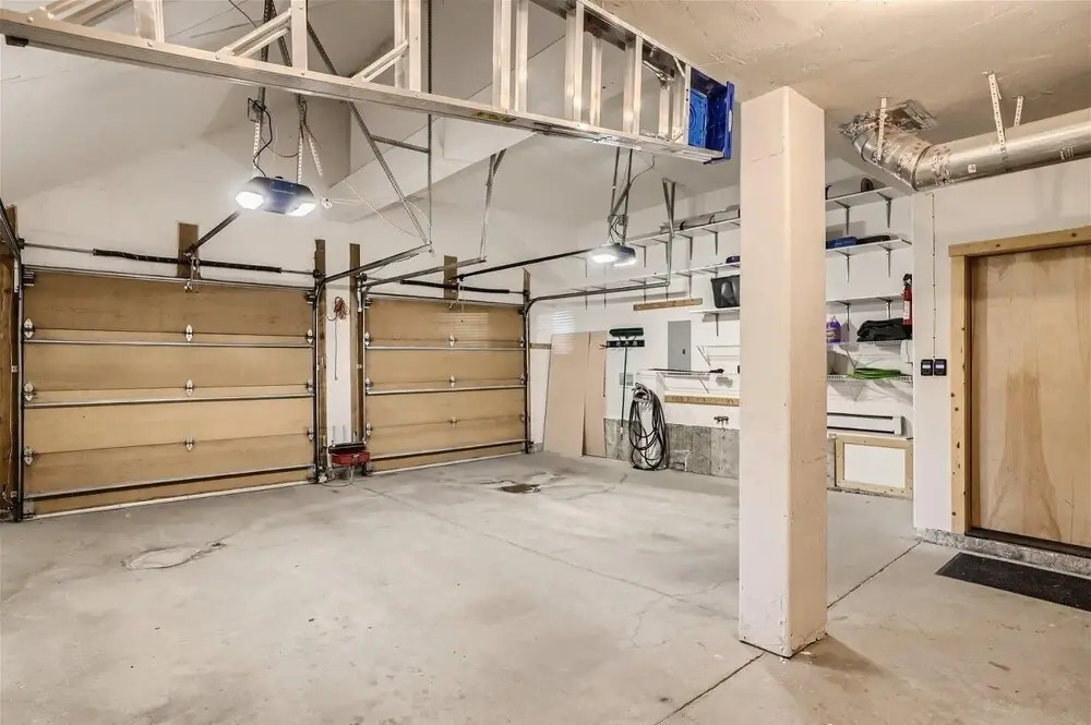 Waterdance House 4 Bedroom Home by RedAwning