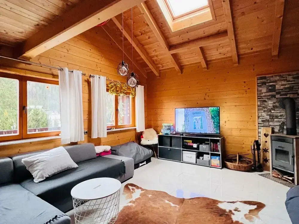 Beautiful Log Cabin Near Wildkogel Arena
