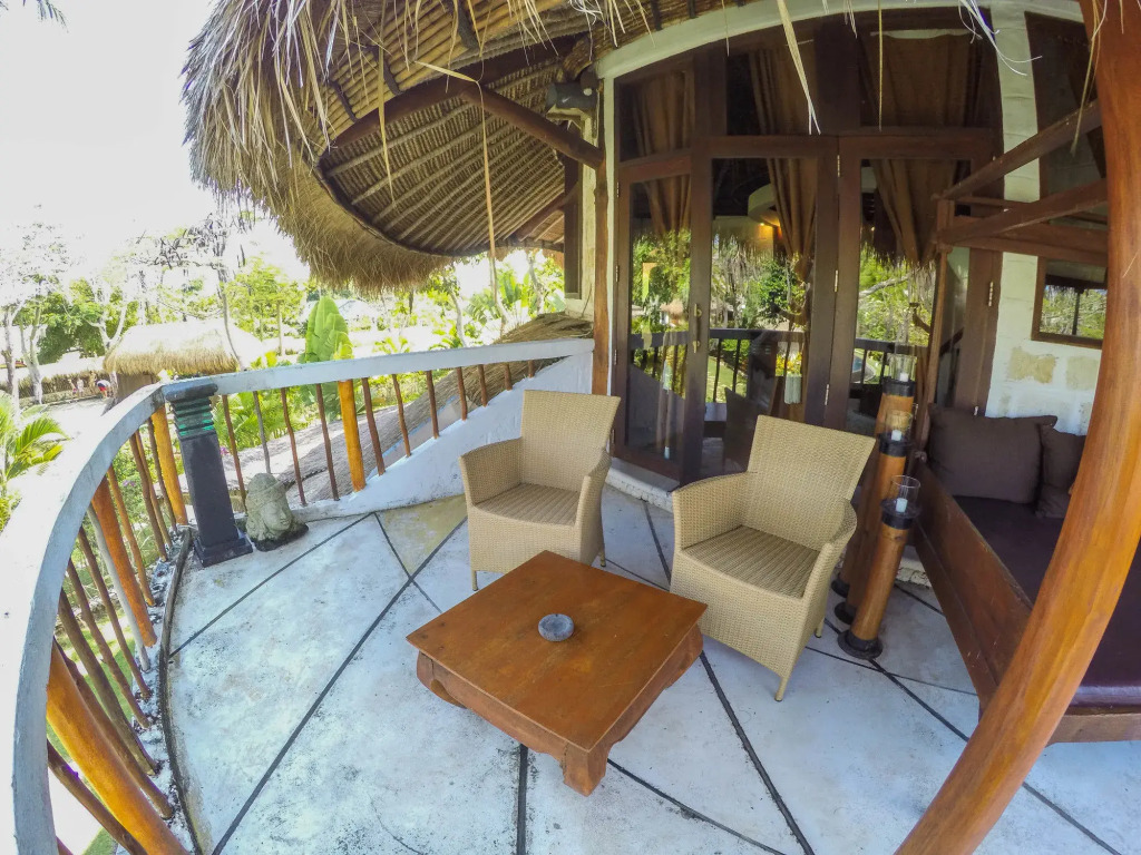 Three-bedroom Villa With Private Pool at La Joya Balangan Resort