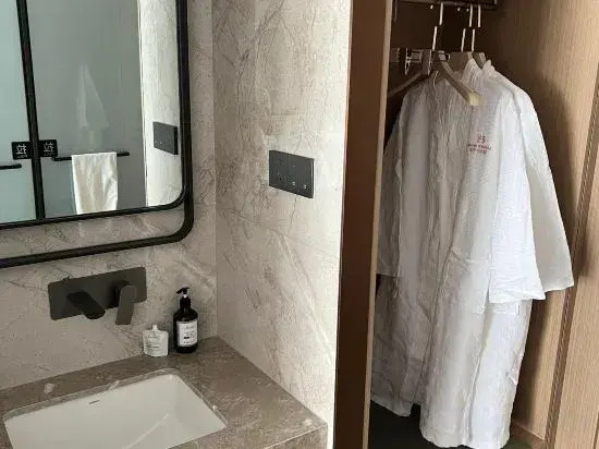 Xishuangbanna Mansha Peninsula Hotel (Wanda International Resort)
