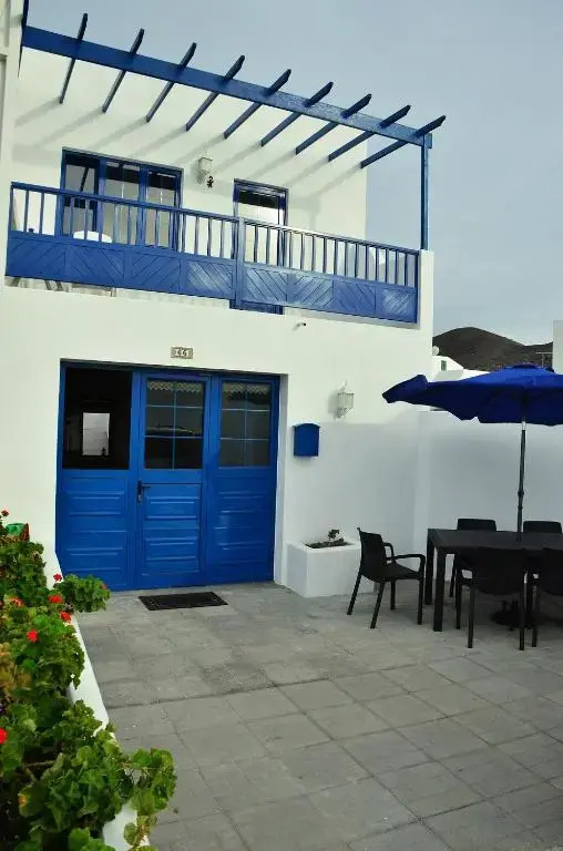 Front Beach House for Relax