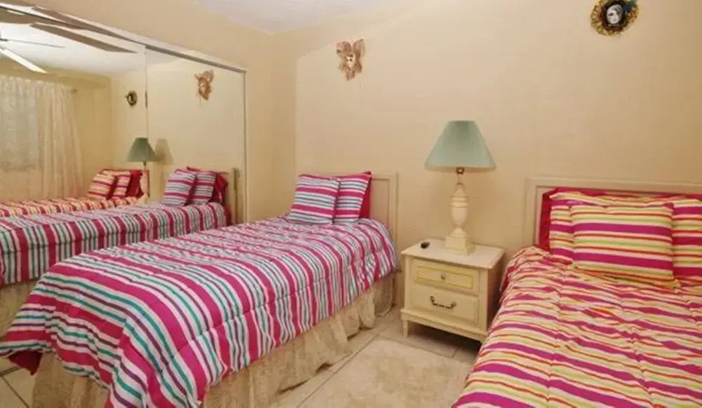 Hacienda Del Sol II 414 Apartment 2