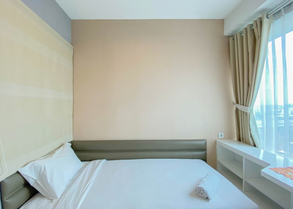 Homey And Well Furnished 2Br Grand Kamala Lagoon Apartment