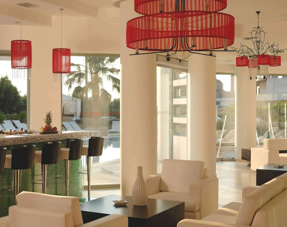 Angela Suites Boutique Hotel