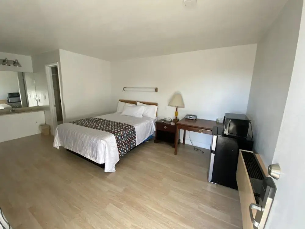 McDermitt Gas, Grill & Motel