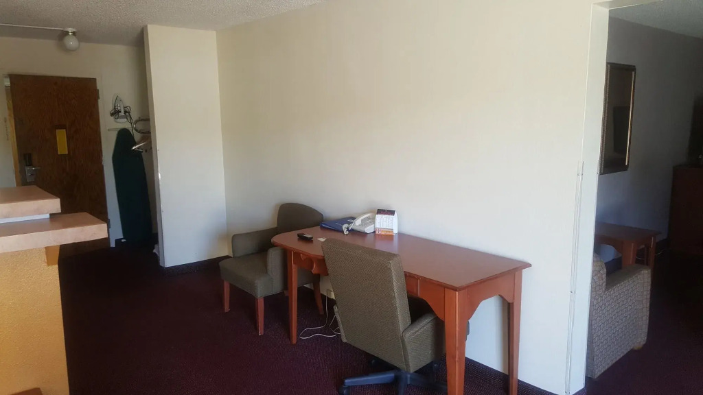 Motel 6 Pocatello ID