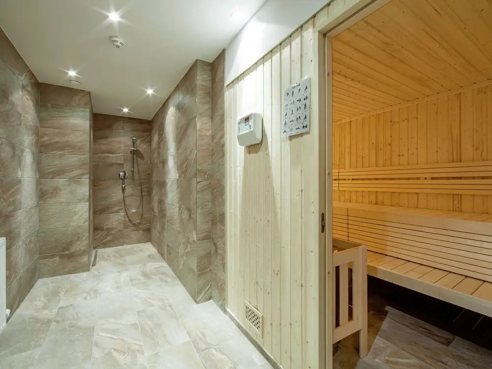 Luxurious Apartment in Finkenberg Near Ski Area