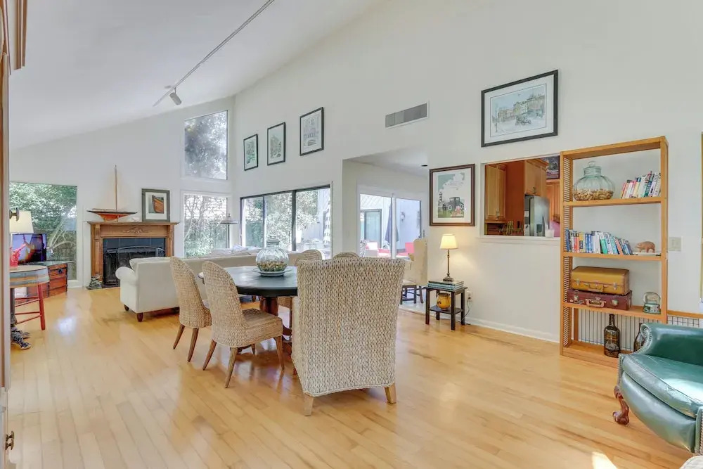 2 Mi to Beach: Hilton Head Home w/ Furnished Deck