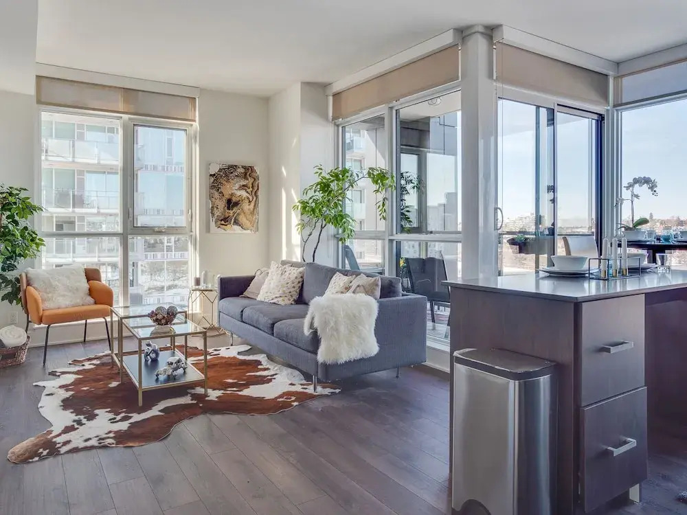 Sweeping Views Luxury 2BR Suite