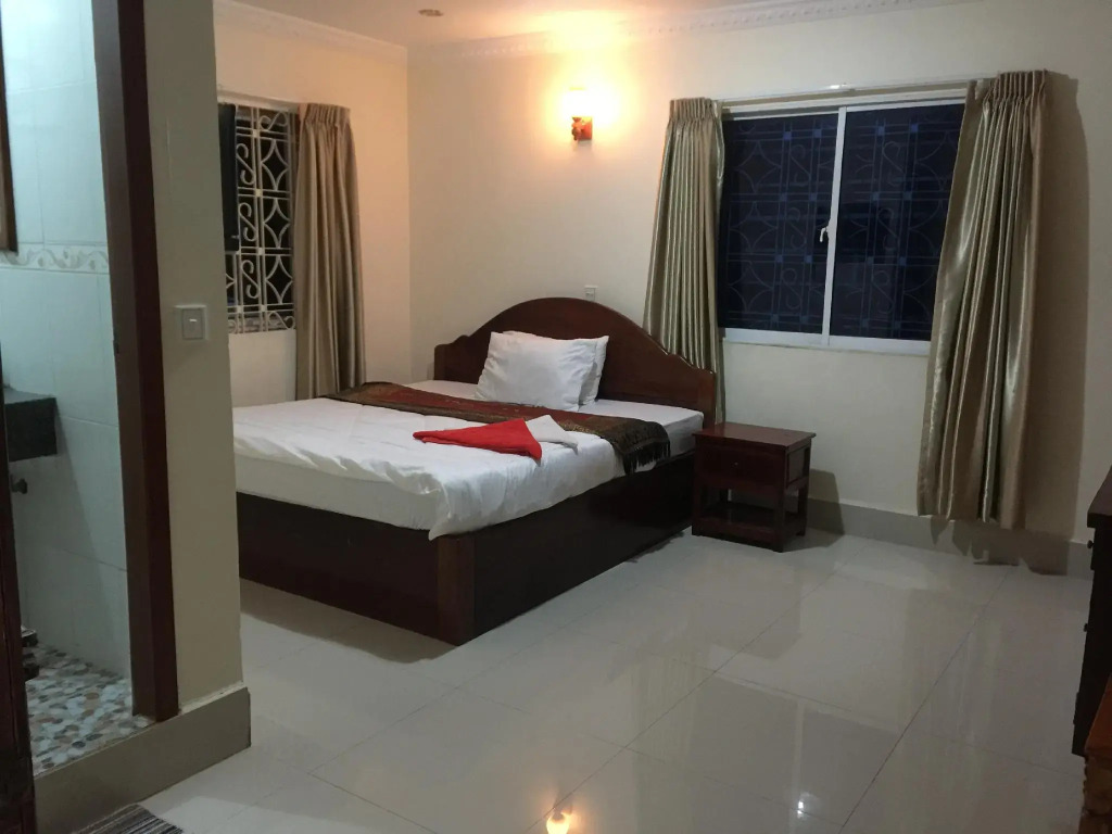 Hang Pich Airport Guesthouse