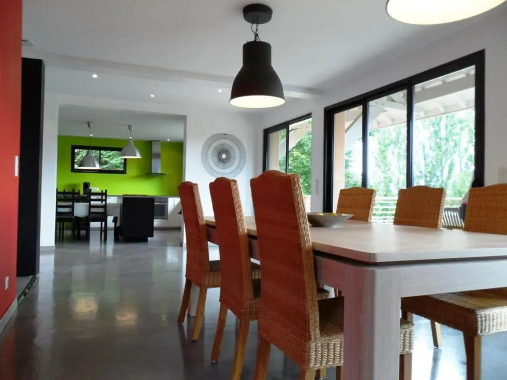 Gîte Géraudot, 5 Pièces, 8 Personnes - Fr-1-543-18