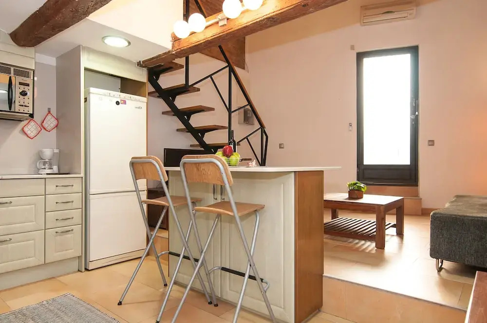 Bogatell Beach Stylish loft