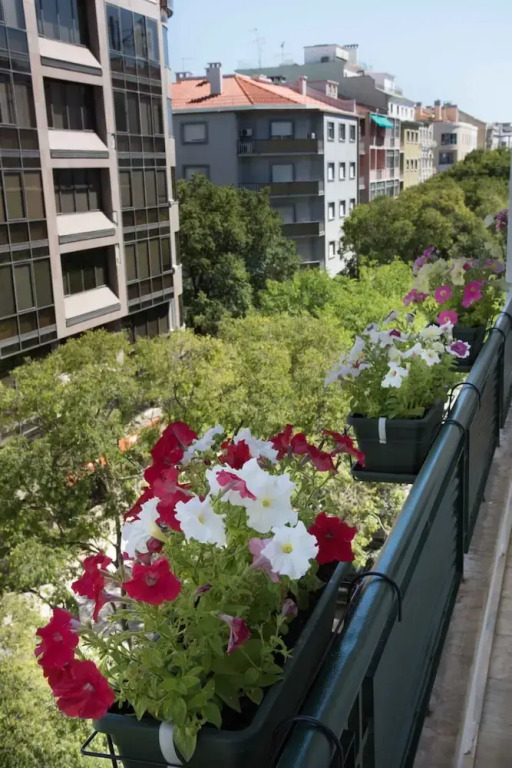 Flower Court - Guest House
