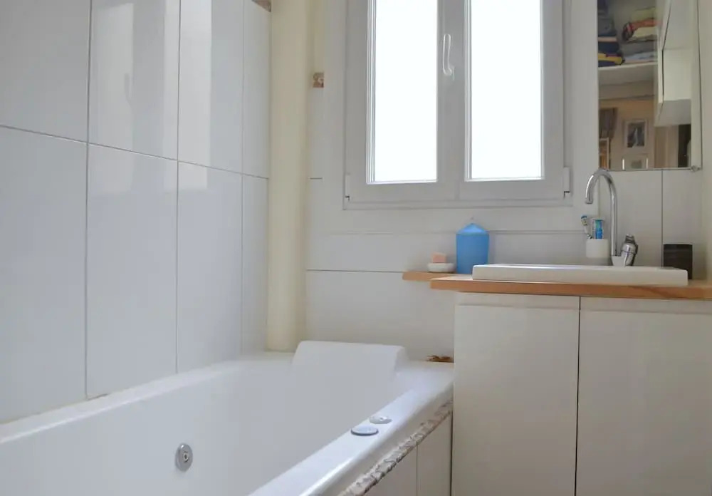 Bright Montmartre 1 Bedroom Flat