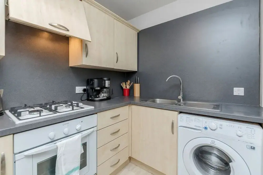 Hoxton 2 Bed Apartment by BaseToGo