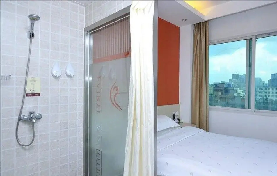 Fairyland Hotel Minhang Road