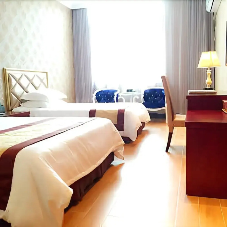 Yuandong Holiday Hotel