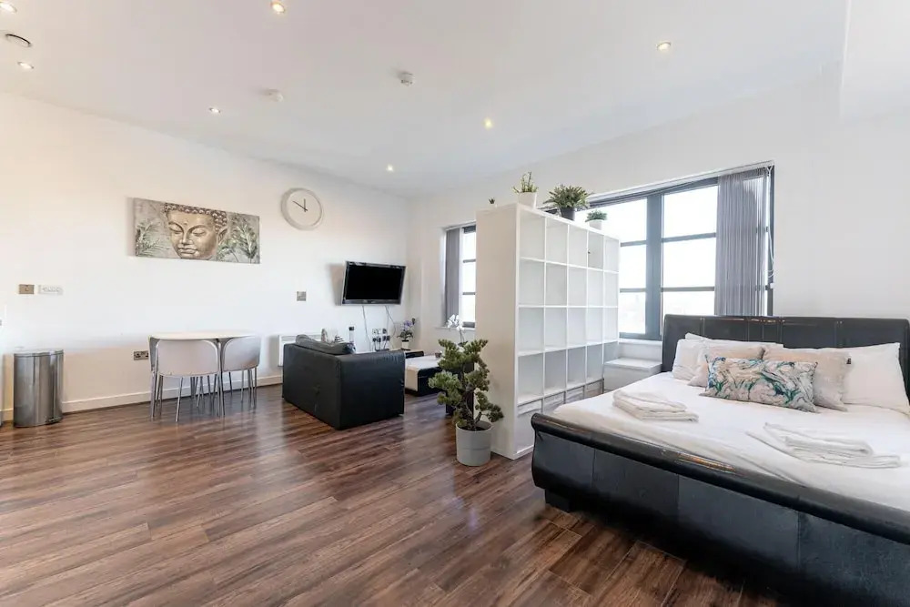 Lavish Loft Conversion - Amazing Location