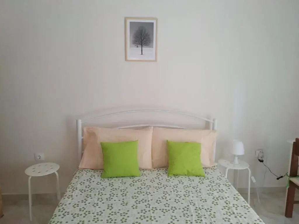 Istos Apartment 4