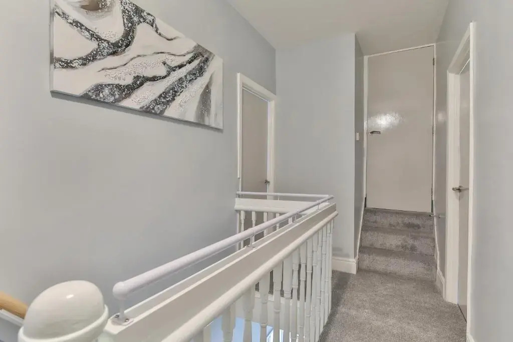 Hidden Gem-Open To Book-Super Location