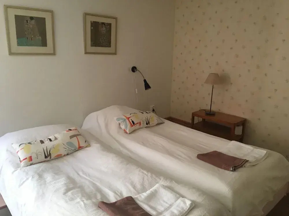 Körsbarsgården Bed & Breakfast
