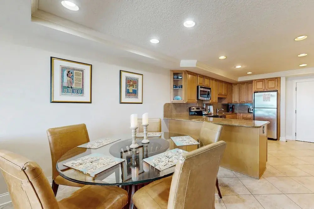 Oceanfront Condo With Washer/dryer, AC & Heated Pool