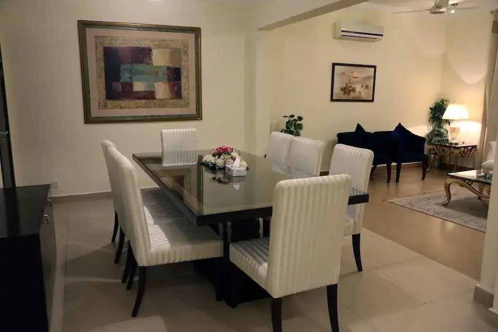 Butterfly Guest House Phase 7 Bahria Town