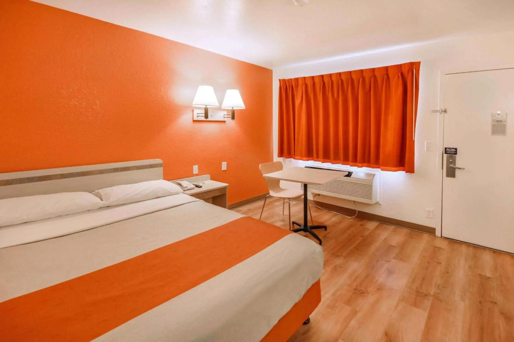 Motel 6-Huntsville, TX