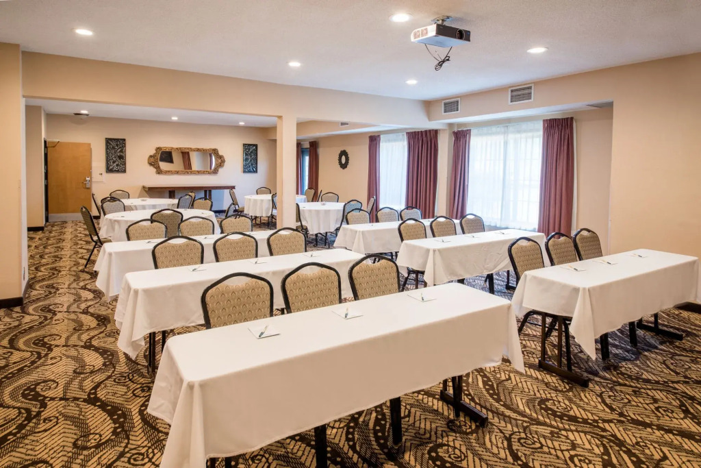 MCM Elegante Lodge & Suites Ruidoso