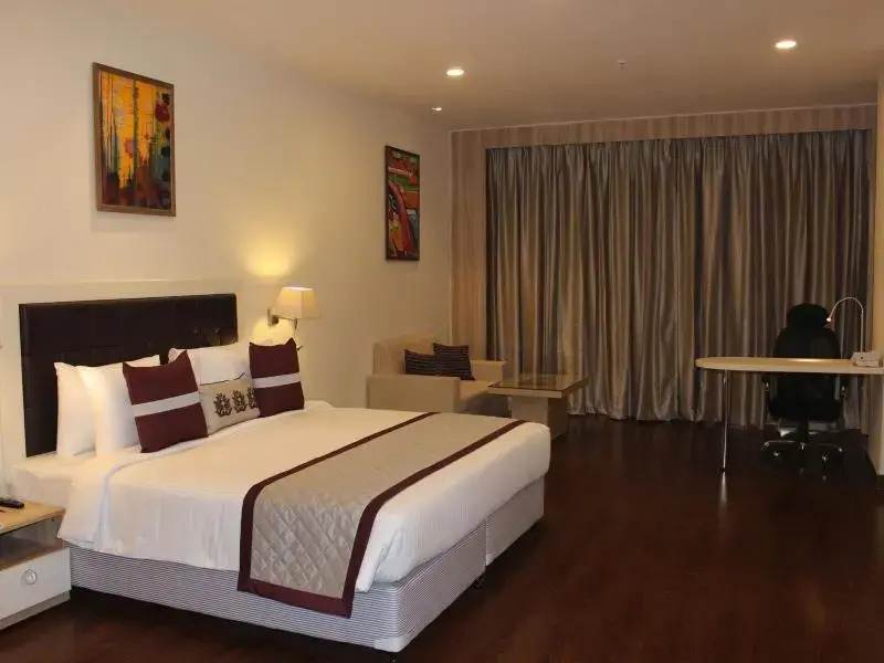 SK Premium Park, World Square Mall