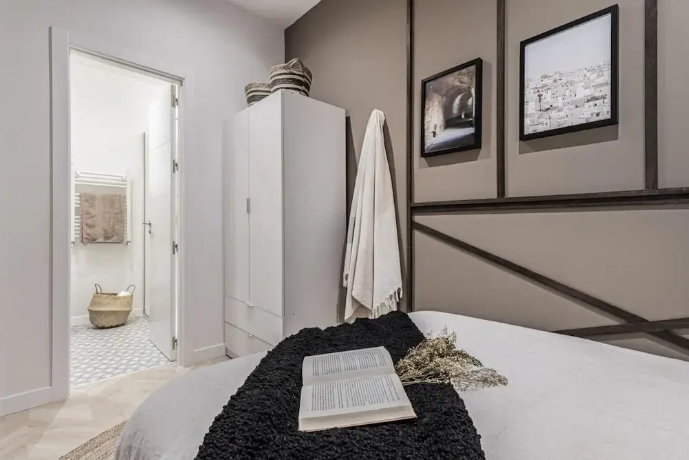 Pedra - 4 Bedrooms in Trafalgar