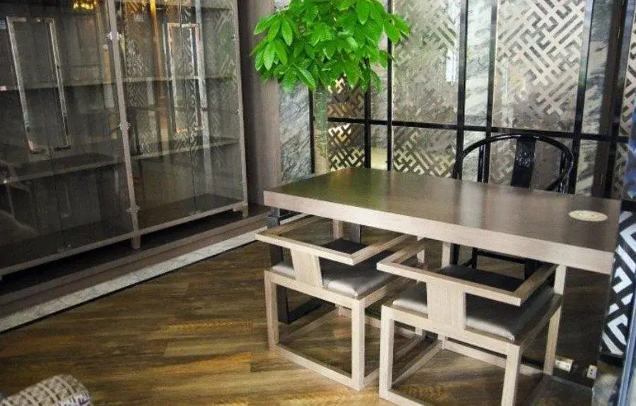 Huangting Lijing Hotel