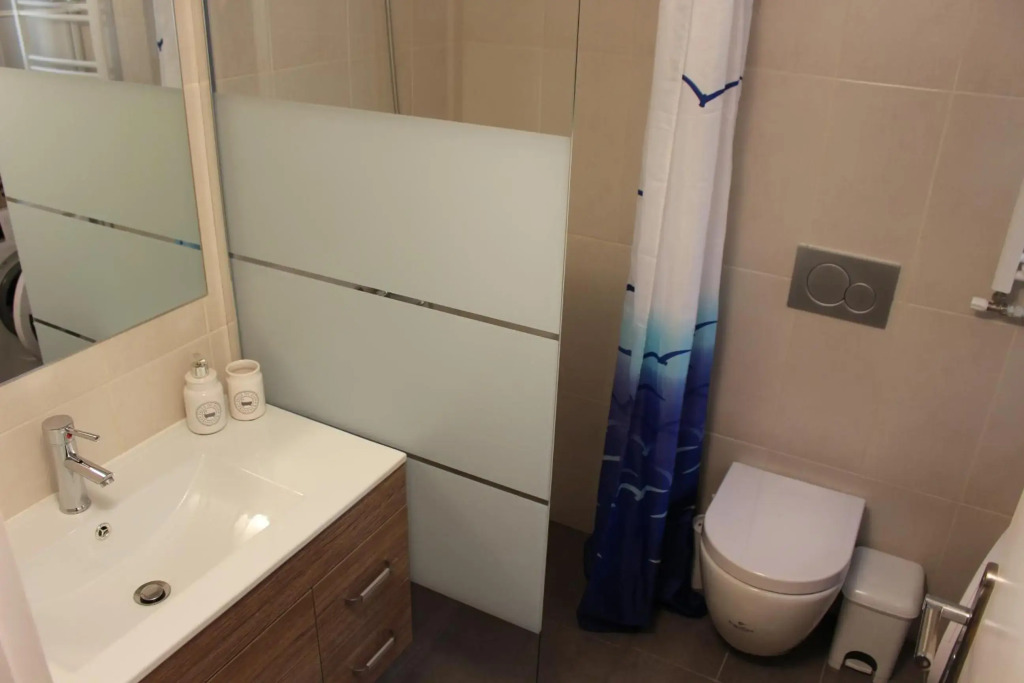 Comfortable apartment in the center of Athens